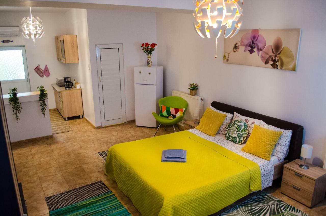 Collosal Studio Bucureşti Ngoại thất bức ảnh